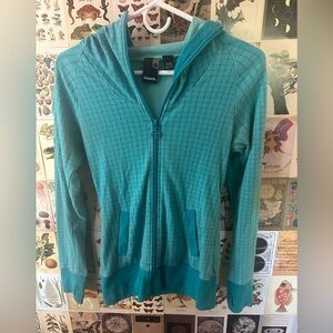 Small Bench sweater with thumb holes. In good condition.
